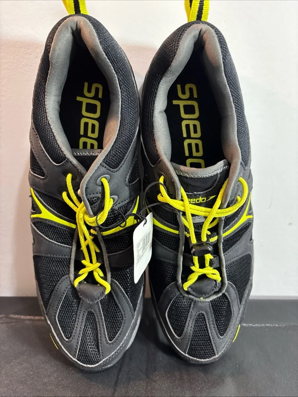 Speedo Men's Black & Yellow Swim Sneakers - Quick-Dry Water Shoes. 9/16
